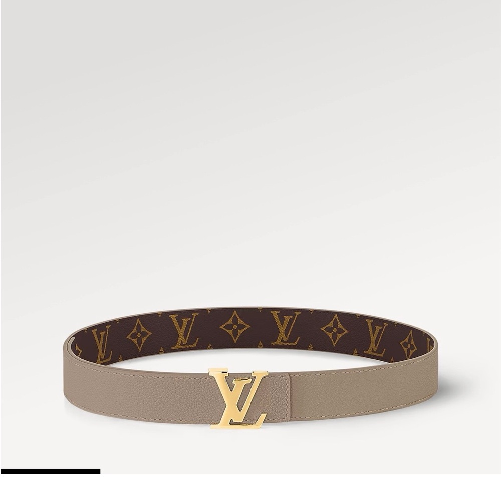 Louis Vuitton Never Worn Belt size 85 CM